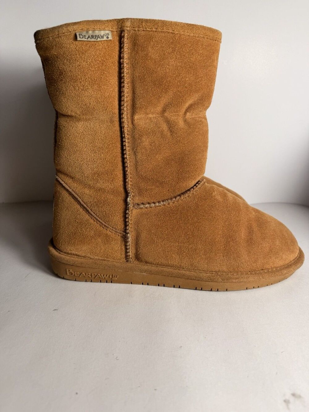 Bearpaw Emma Short Suede Boots Hickory Tan Women's Size US 9 / EU 40